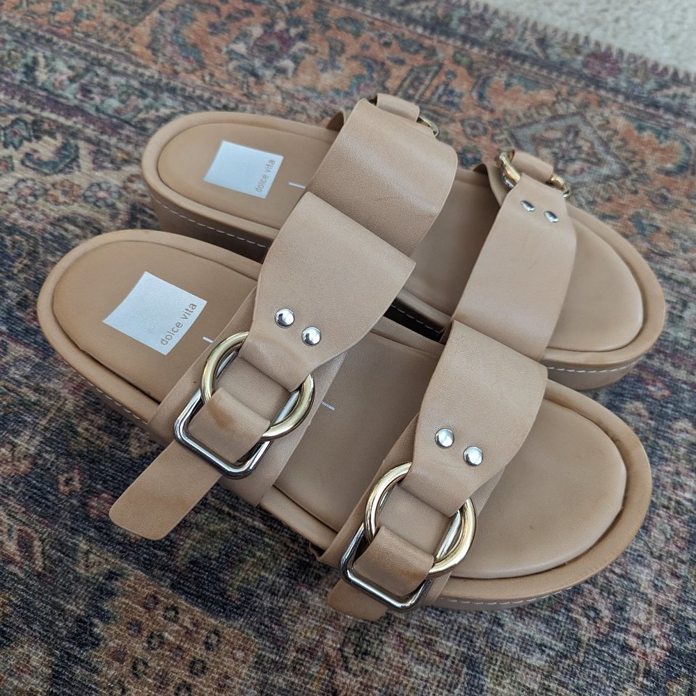 Dolce Vita Cici Beige Sandal - Size 7.5